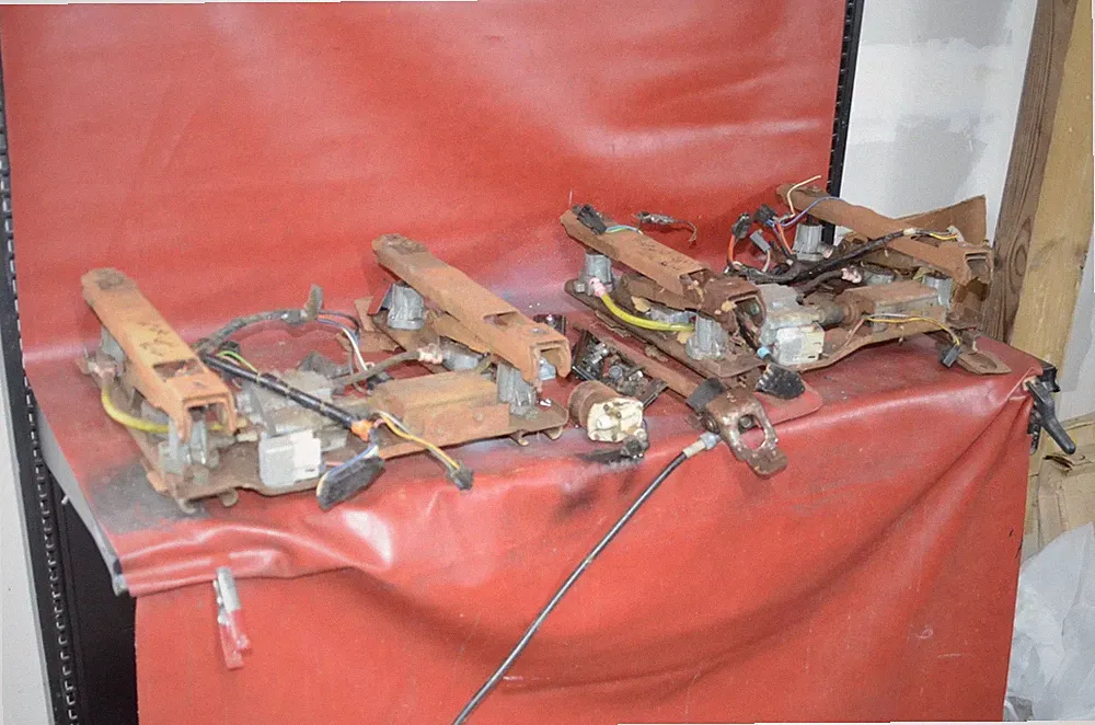 1977-78 Cadillac Power Split Bench Seat Tracks Motor Wiring Transmission Switch